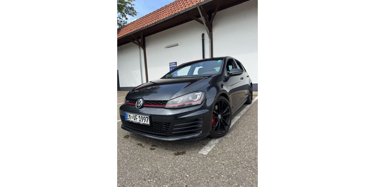 VW Golf 135.000 km 13.500 &euro; Simonswald 79263