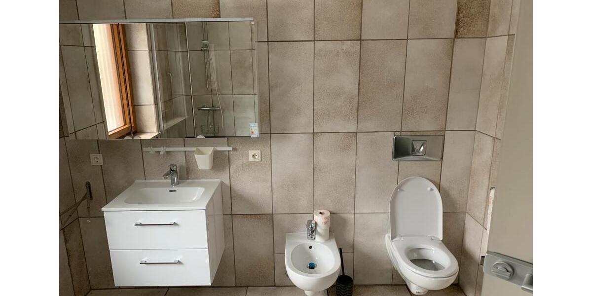 Erdgeschoßwohnung Luhe-Wildenau Wildenau - 4 Zimmer, 90 m&sup2;, 650&euro; | Angebot:26136132