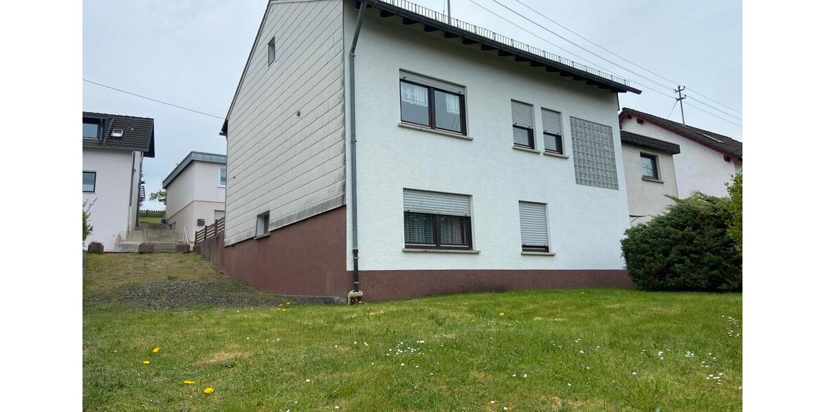 Einfamilienhaus Idar-Oberstein Oberstein - 5 Zimmer, 105 m&sup2;, 185.000&euro; | Angebot:26413405