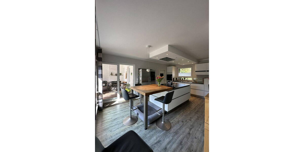 Bungalow Bad Zwischenahn Bad Zwischenahn II - 7 Zimmer, 300 m&sup2;, 839.000&euro; | Angebot:26290121