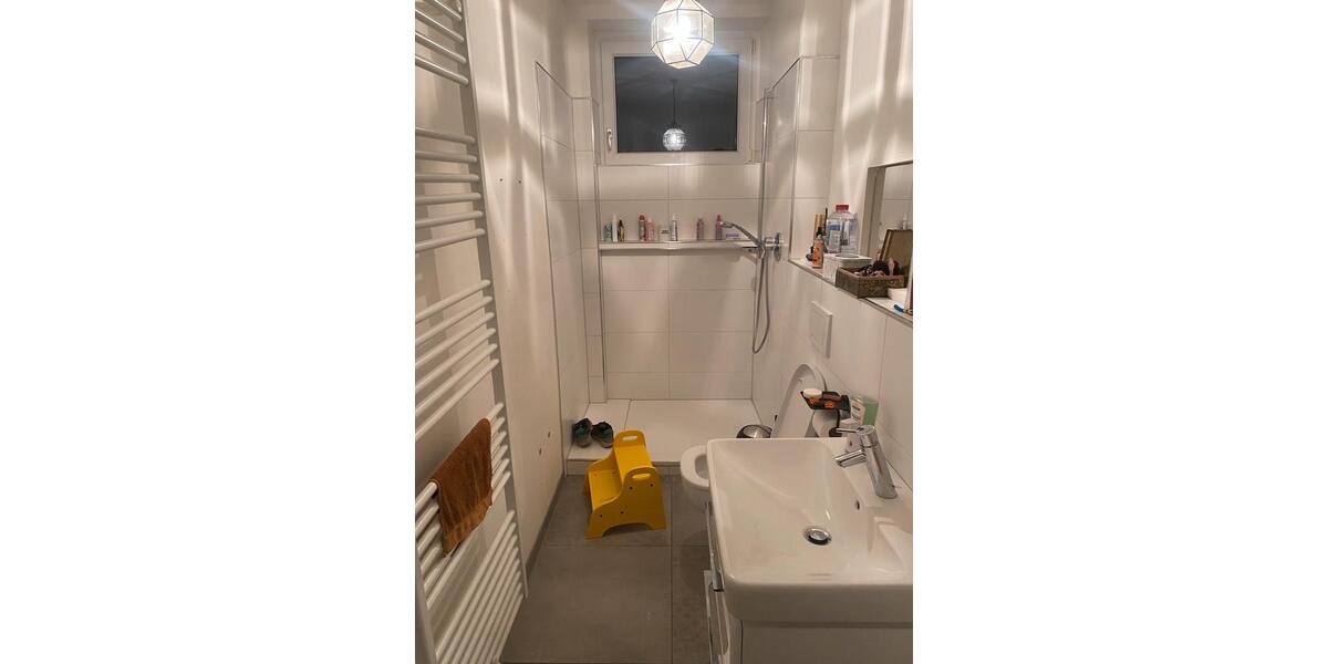 Maisonettenwohnung Mönchengladbach Süd - 4 Zimmer, 148 m&sup2;, 1.400&euro; | Angebot:25047245