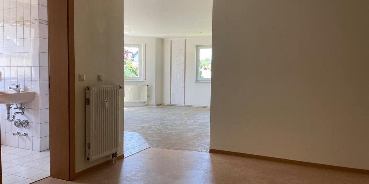 Für Eigennutzer - ruhige Traum-Wohnung mit großem Balkon zur individuellen Gestaltung! - Etagenwohnung Thermalbad Wiesenbad Schönfeld | Angebot:25918346