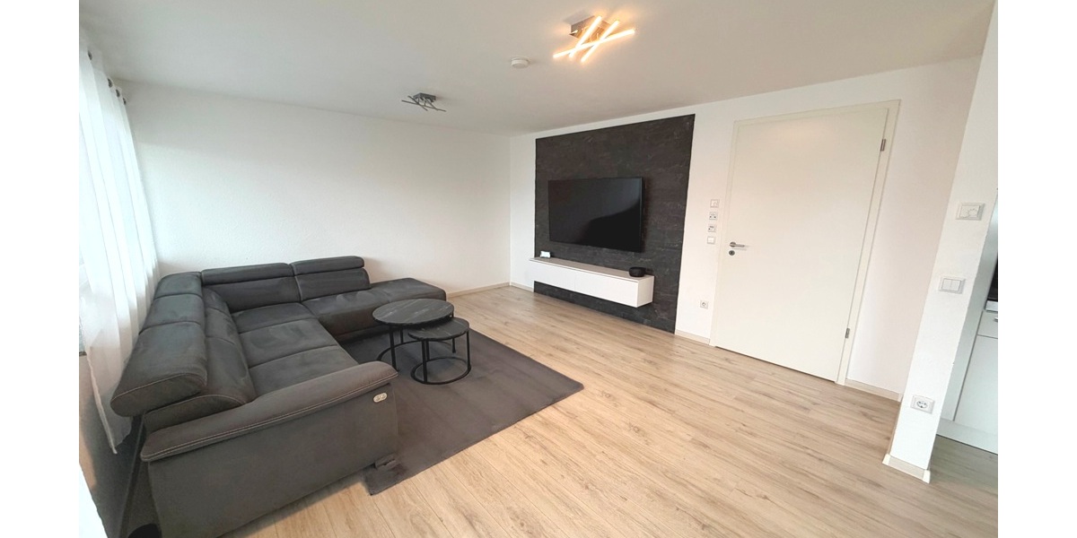 Modern wohnen im Herzen von Uhingen: 4,5 Zimmer (BJ 2017) im 2. OG + Stellplatz - 4.5 Uhingen Uhingen | Angebot:26331970