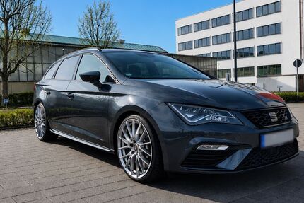 Seat Leon 49.600 km 22.700 &euro; Achern 77855