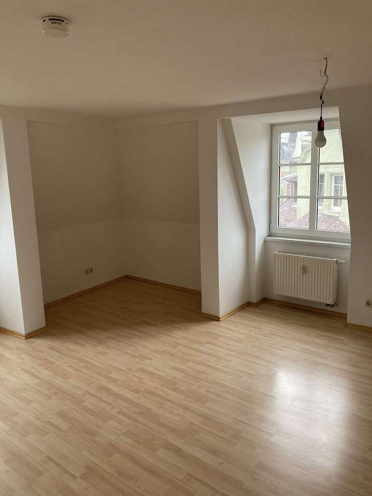 Wohnung zum Mieten in Gera 360 € 62.53 m²