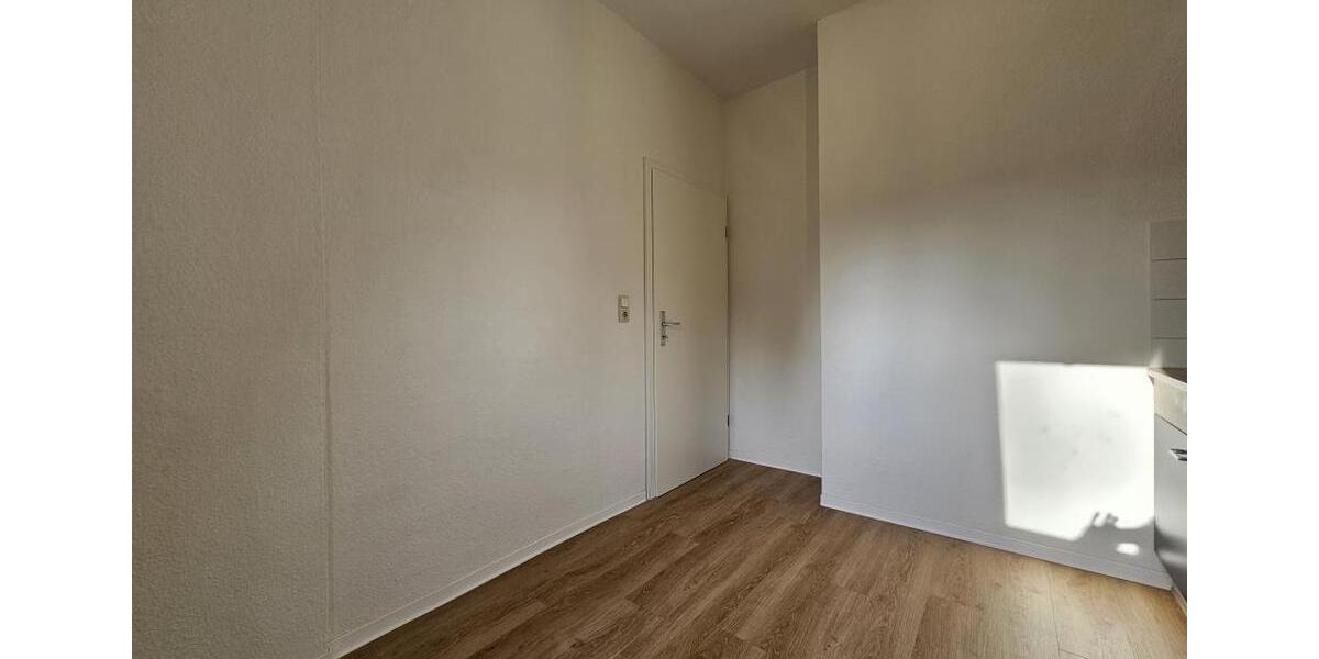 Dachgeschoßwohnung Werdau - 3 Zimmer, 56 m&sup2;, 307&euro; | Angebot:26665630