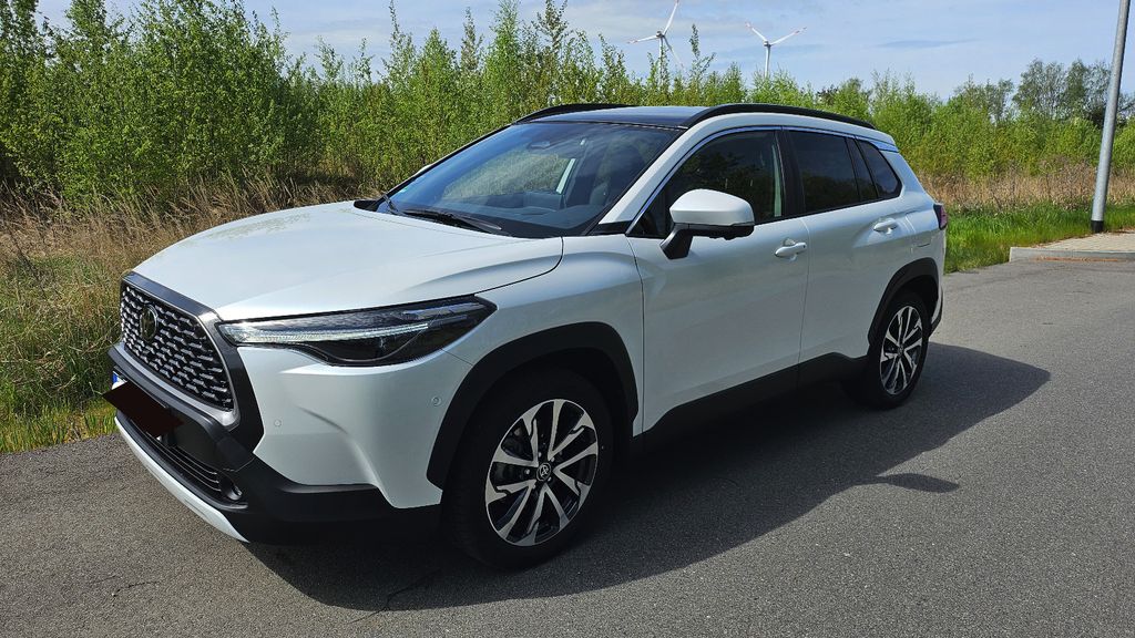 Toyota Corolla Cross 12.500 km 38.500 &euro; Reinsdorf 08141