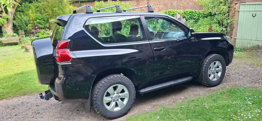Toyota Land Cruiser 19.000 km 64.900 &euro; Landau 76829