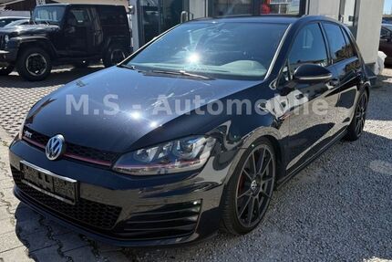 VW Golf 137.366 km 13.999 &euro; Cham 93413