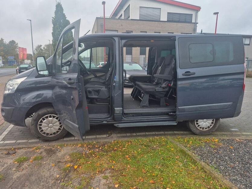 Ford Tourneo Custom 215.000 km 11.999 € Achim 28832