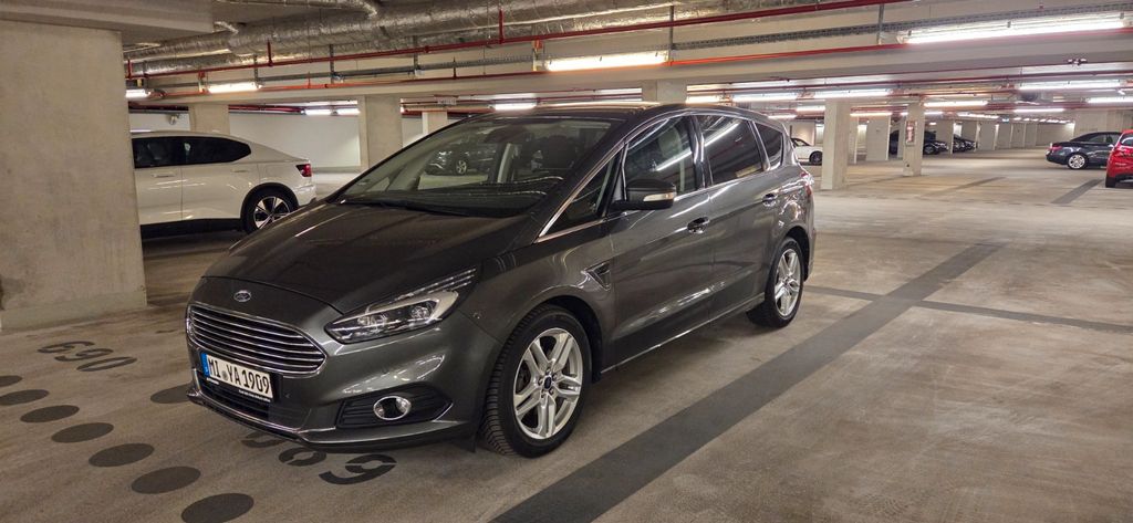 Ford S-Max 134.000 km 16.500 &euro; Minden 32427