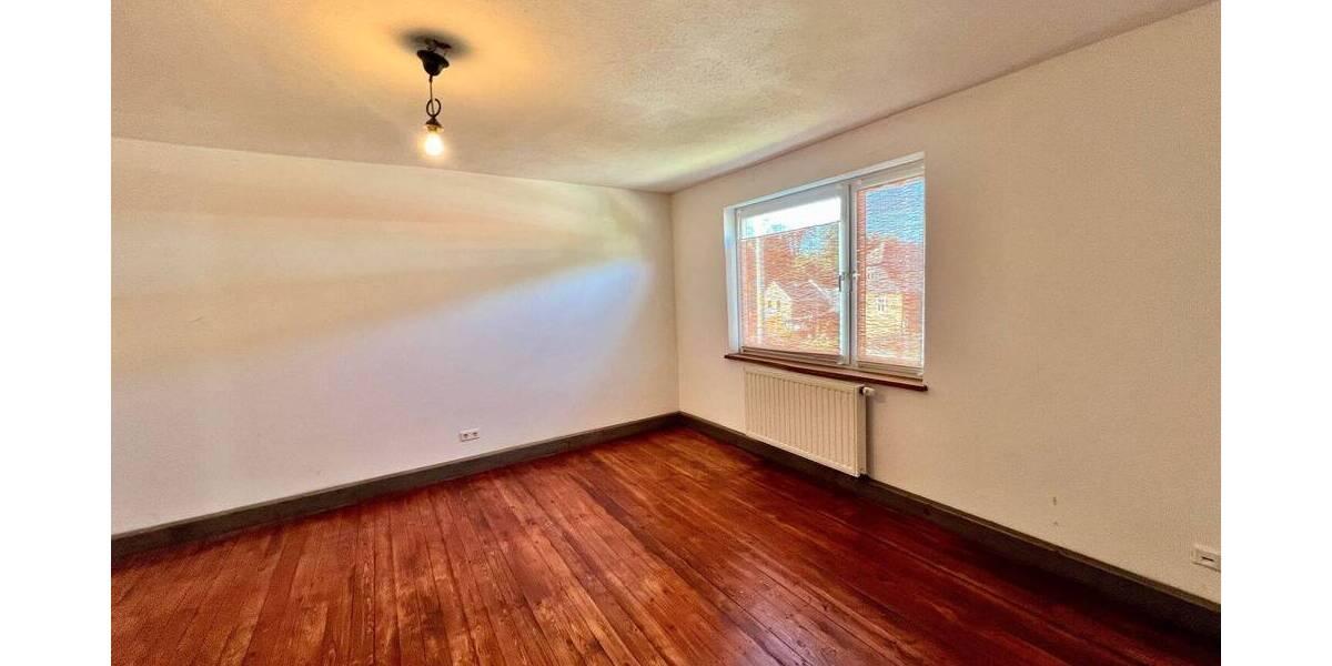 Mehrfamilienhaus, Wohnhaus Lengenfeld - 4 Zimmer, 150 m&sup2;, 79.000&euro; | Angebot:25708235