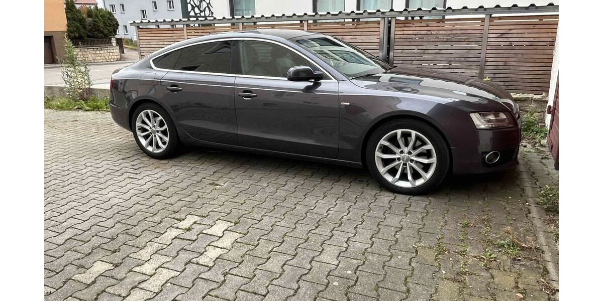 Audi A5 295.000 km 9.190 &euro; Amberg 92224