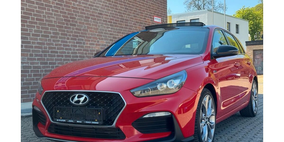 Hyundai i30 108.696 km 14.490 &euro; Düren 52349
