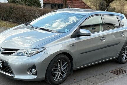 Toyota Auris 72.340 km 14.595 &euro; Bad Neustadt an der Saale 97616