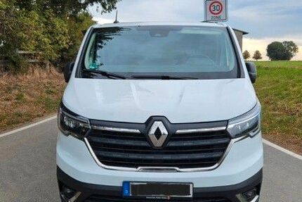Renault Trafic 265.000 km 12.000 € Springe 31832