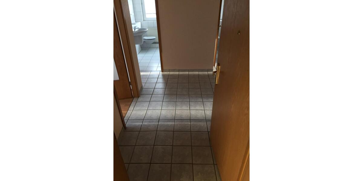Etagenwohnung Ingolstadt Südost - 3 Zimmer, 77 m&sup2;, 615&euro; | Angebot:26702063