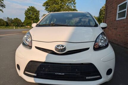 Toyota Aygo (X)