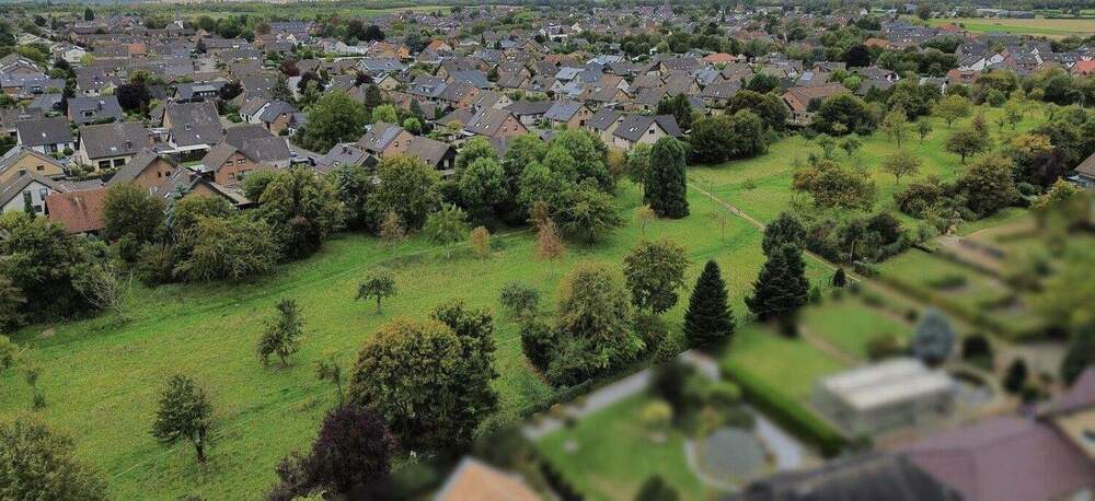 Einfamilienhaus Elsdorf Neu-Etzweiler - 7 Zimmer, 269 m&sup2;, 749.000&euro; | Angebot:25288051