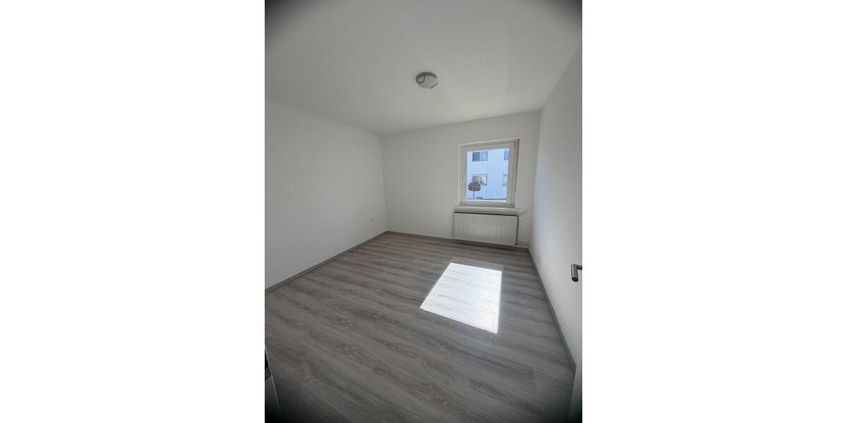 Etagenwohnung Waldkappel - 3 Zimmer, 81 m&sup2;, 550&euro; | Angebot:26391877
