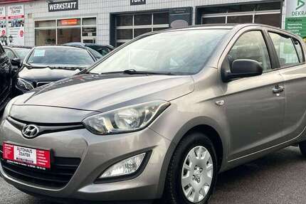 Hyundai i20 76.000 km 5.850 &euro; Stolberg 52222