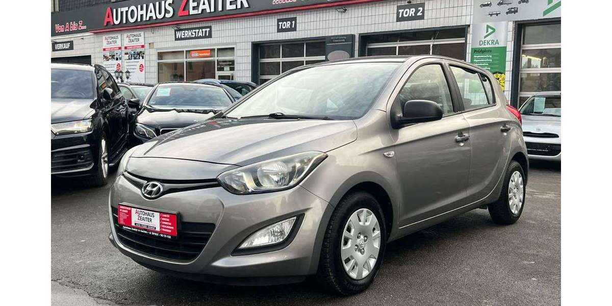 Hyundai i20 76.000 km 5.850 &euro; Stolberg 52222