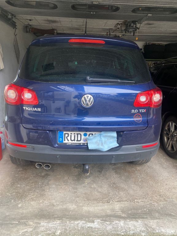 VW Tiguan 270.000 km 6.950 € Hohenstein 65329