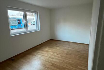 Wohnung Bürstadt - 3 Zimmer, 71 m&sup2;, 890&euro; | Angebot:25282073