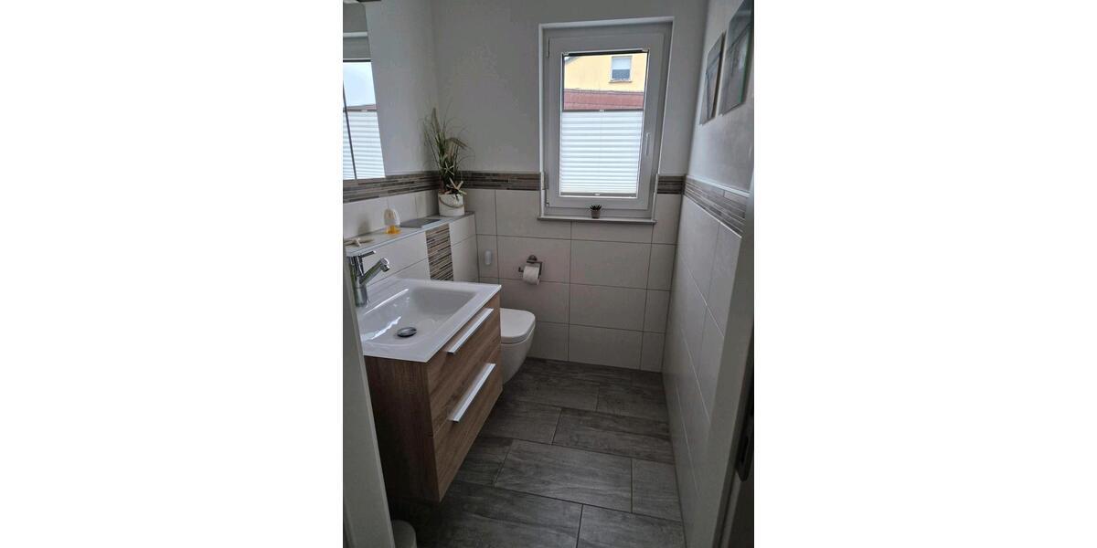 Einfamilienhaus Schenklengsfeld - 4 Zimmer, 138 m&sup2;, 330.000&euro; | Angebot:27009887