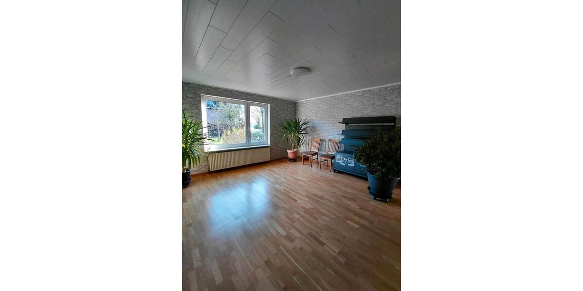 Einfamilienhaus Westerstede - 7 Zimmer, 173 m&sup2;, 299.000&euro; | Angebot:27045897
