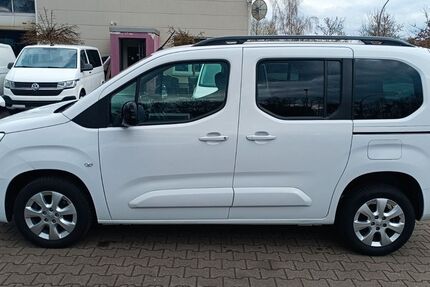 Opel Combo 90.600 km 17.500 &euro; Siegenburg 93354