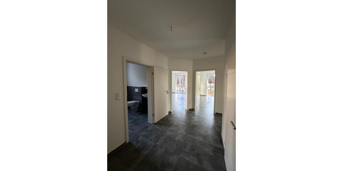 Etagenwohnung Sehnde - 3.5 Zimmer, 110 m&sup2;, 1.190&euro; | Angebot:26269919