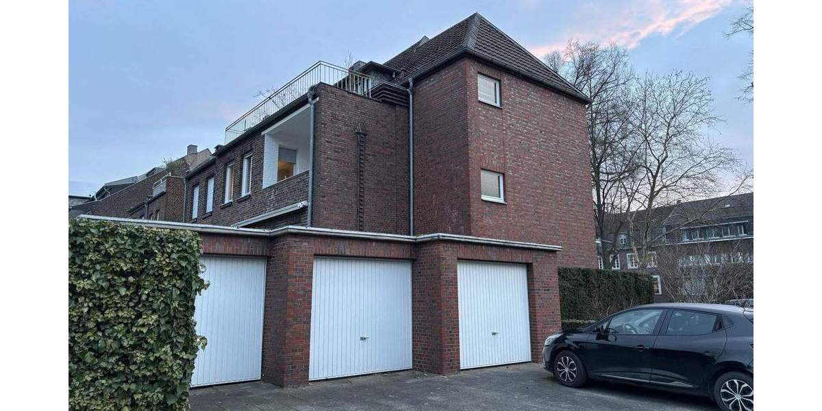 Mehrfamilienhaus, Wohnhaus Krefeld Cracau - 6 Zimmer, 223 m&sup2;, 590.000&euro; | Angebot:25390314