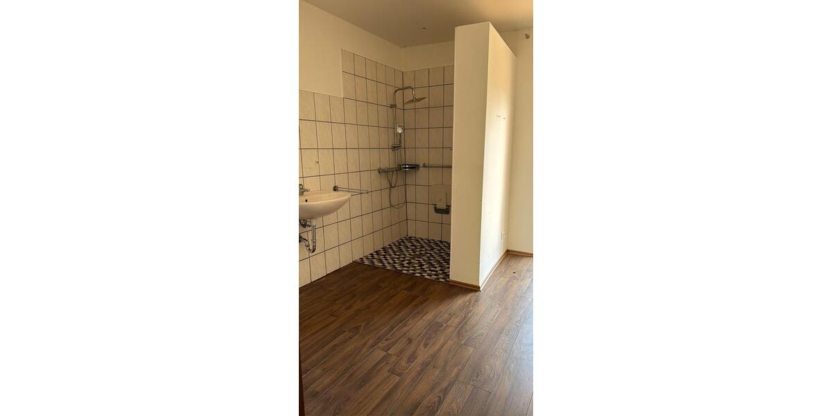 Einfamilienhaus Losheim am See - 8 Zimmer, 220 m&sup2;, 140.000&euro; | Angebot:26716120
