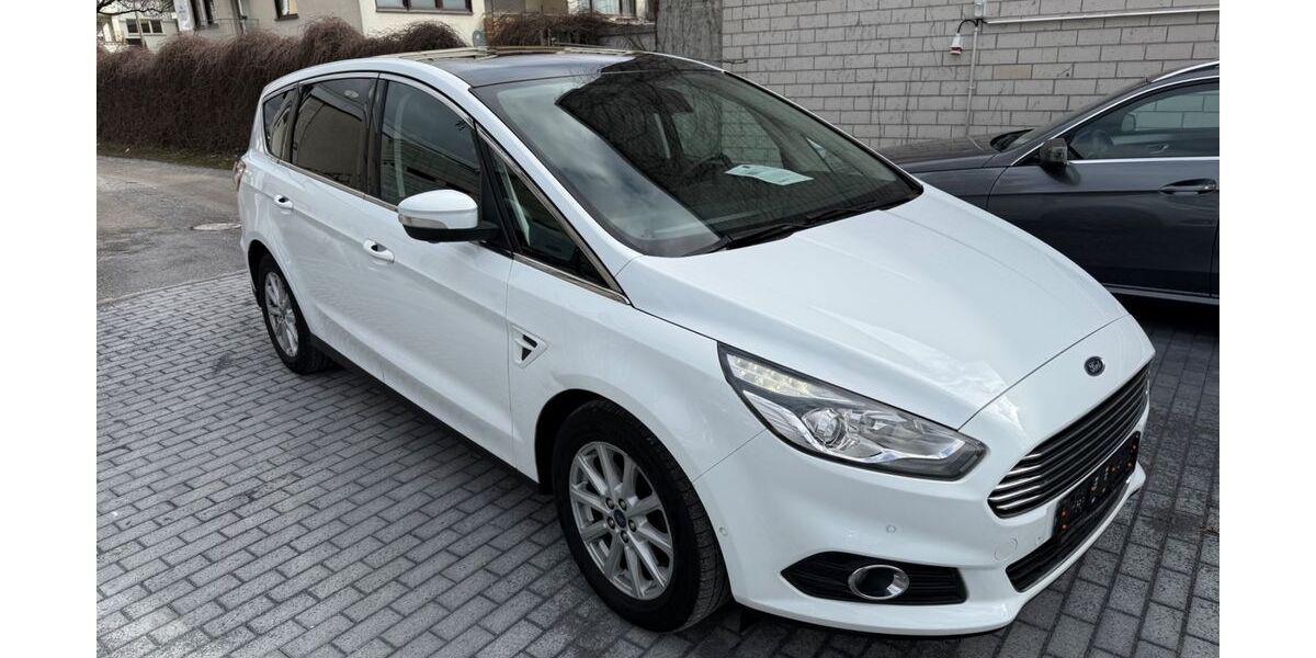 Ford S-Max 171.855 km 11.990 &euro; Magstadt 71106