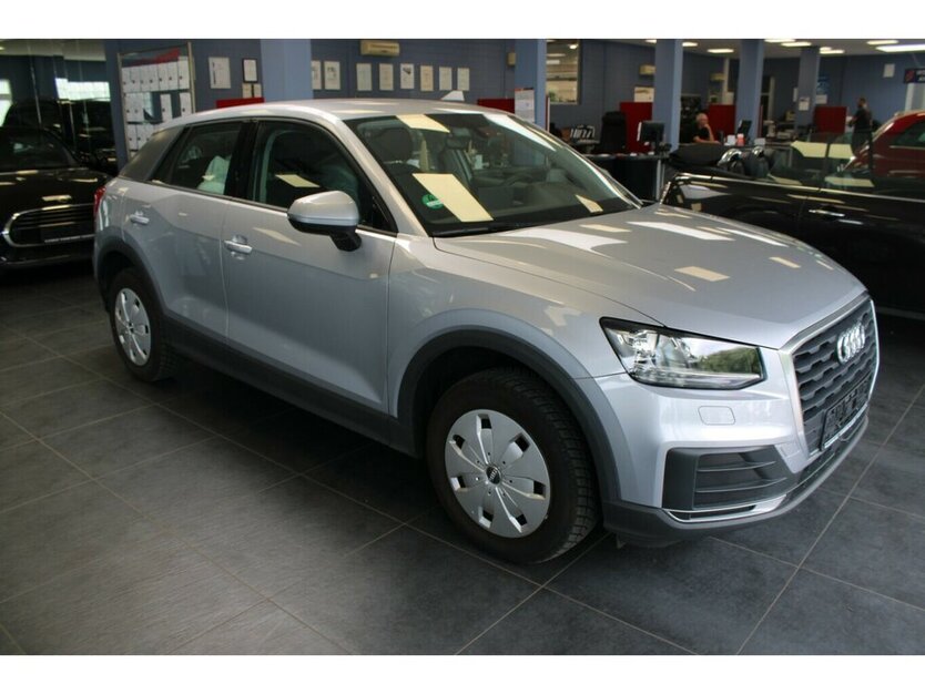Q2 1.0 TFSI Ultra - AHK -