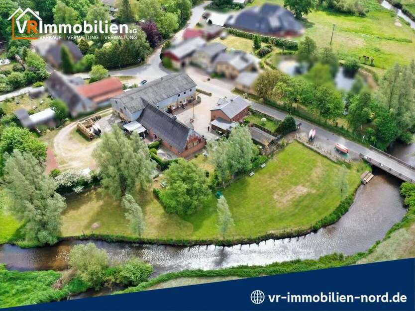 Haus zum Kaufen in Silberstedt 850.000 € 320 m²