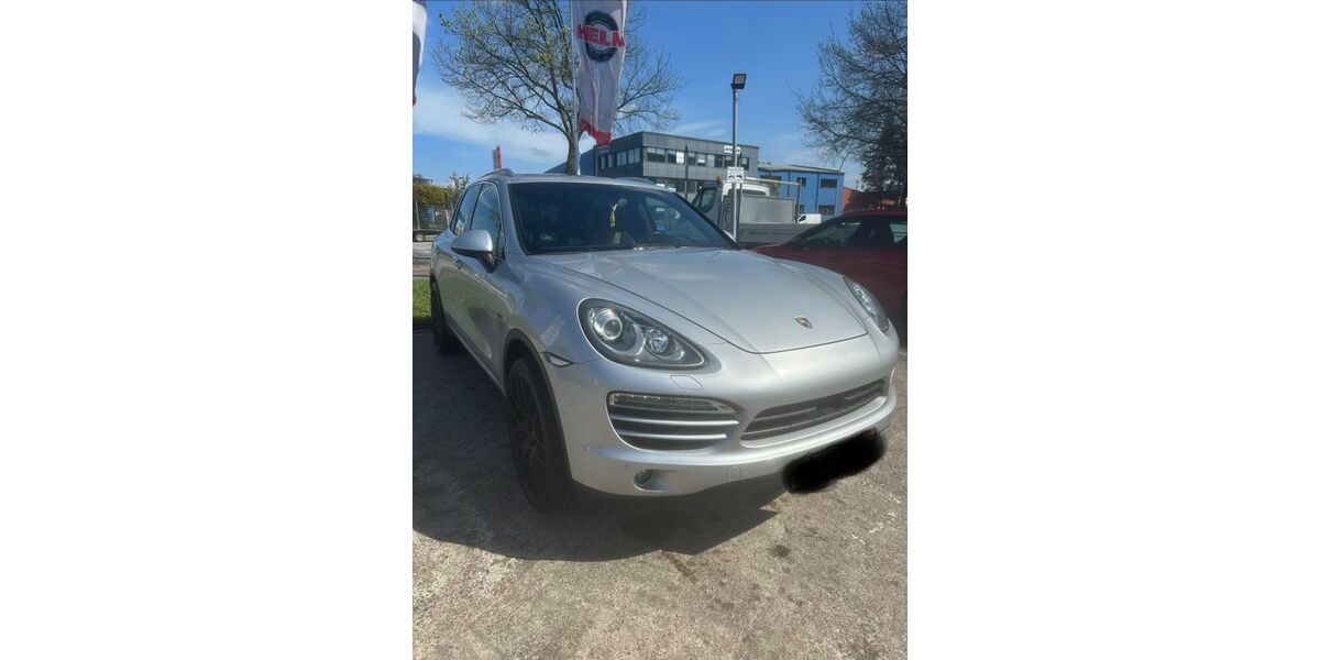 Porsche Cayenne 243.980 km 18.900 &euro; Hamburg 21107