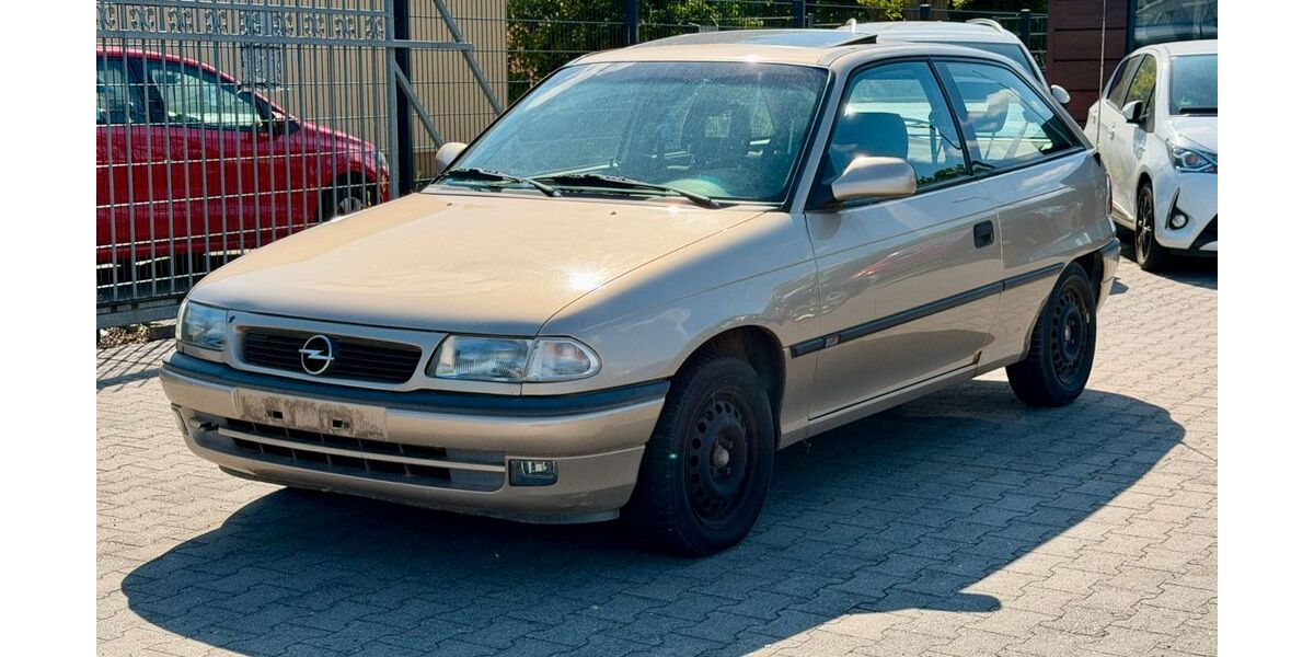 Opel Astra 73.029 km 999 &euro; Blankenfelde-Mahlow 15827