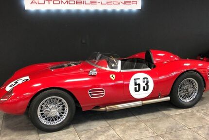  andere Andere 2.500 km 295.000 &euro; Riemerling bei München 85521