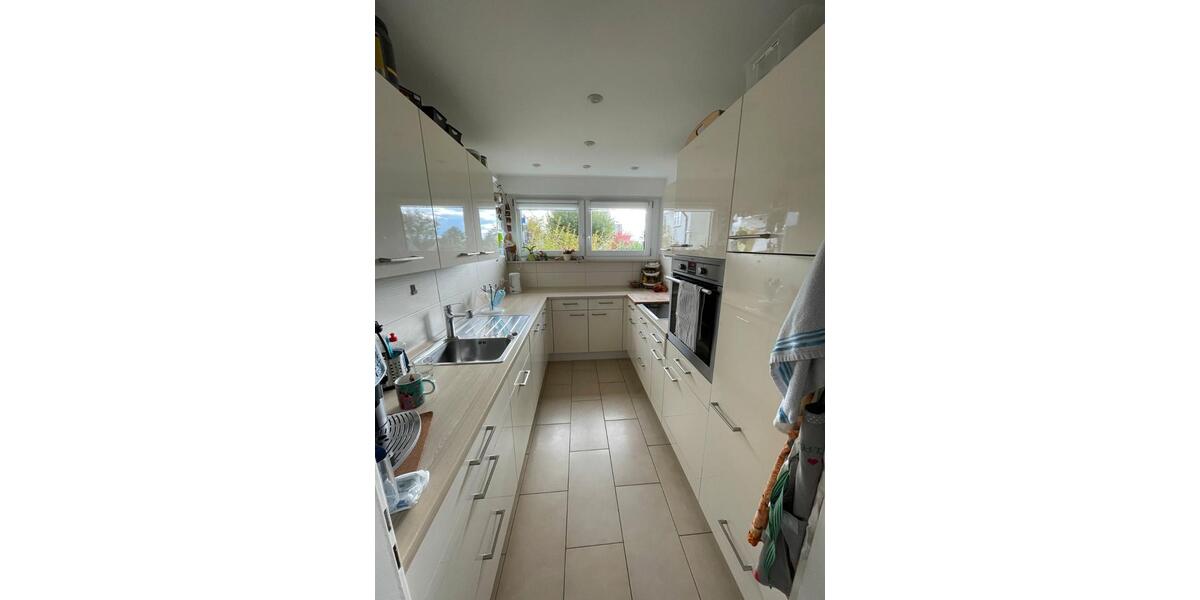 Etagenwohnung Radolfzell am Bodensee - 6.5 Zimmer, 160 m&sup2;, 760.000&euro; | Angebot:27120848