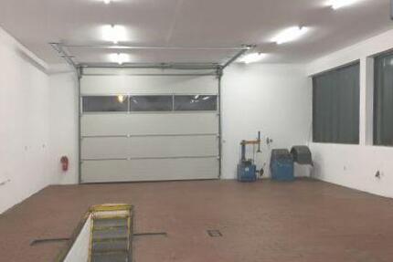 VH3756 Werkstatthalle mit Bürotrakt, Ausstellung und Freifläche Nittenau