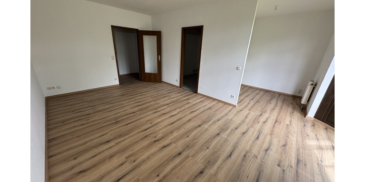Kleine 1 Raum Wohnung mit Schlafnische und Aufzug in Gera - Etagenwohnung Gera Bieblach-Ost | Angebot:26714339
