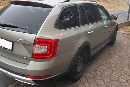 Skoda Octavia 175.000 km 12.999 &euro; Schleusegrund 98667