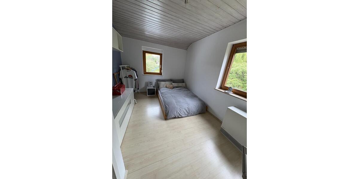 Dachgeschoßwohnung Karlsbad - 3.5 Zimmer, 95 m&sup2;, 335.000&euro; | Angebot:26545412