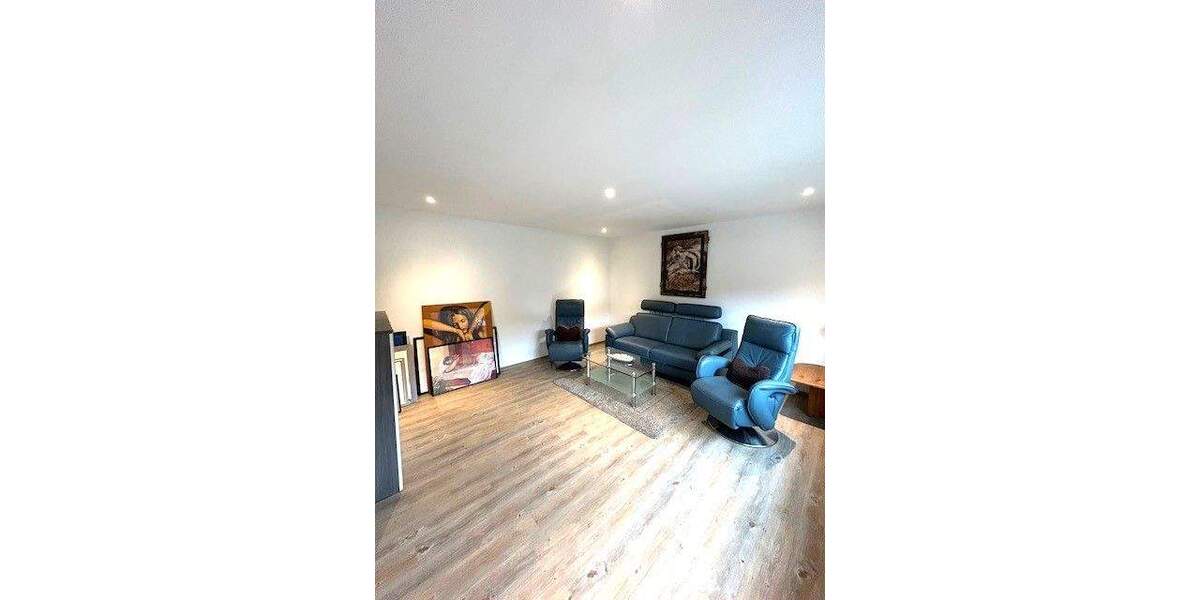 Etagenwohnung Winterberg - 2 Zimmer, 62 m&sup2;, 159.900&euro; | Angebot:25751010