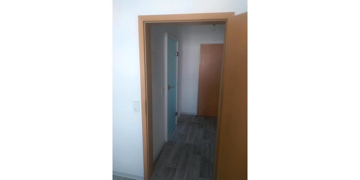 Dachgeschoßwohnung Freiberg - 2 Zimmer, 53 m&sup2;, 92.000&euro; | Angebot:25800341