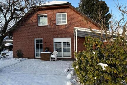 Haus Ahrensburg - 5.5 Zimmer, 128 m&sup2;, 2.550&euro; | Angebot:24509876