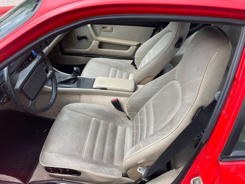 944