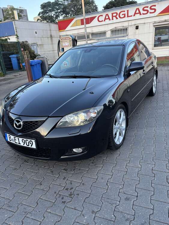 Mazda 3 214.525 km 3.500 € Berlin 10963